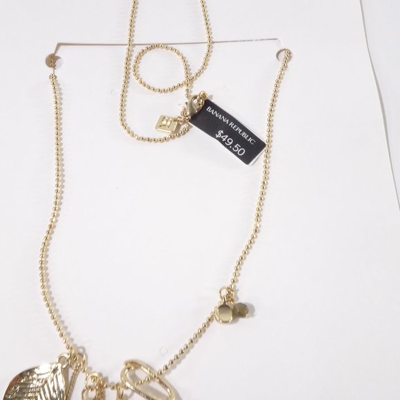 Banana Republic Horn Tassel Ball leaf Crystal Pendant Necklace NWT 49.50 - Picture 5 of 8